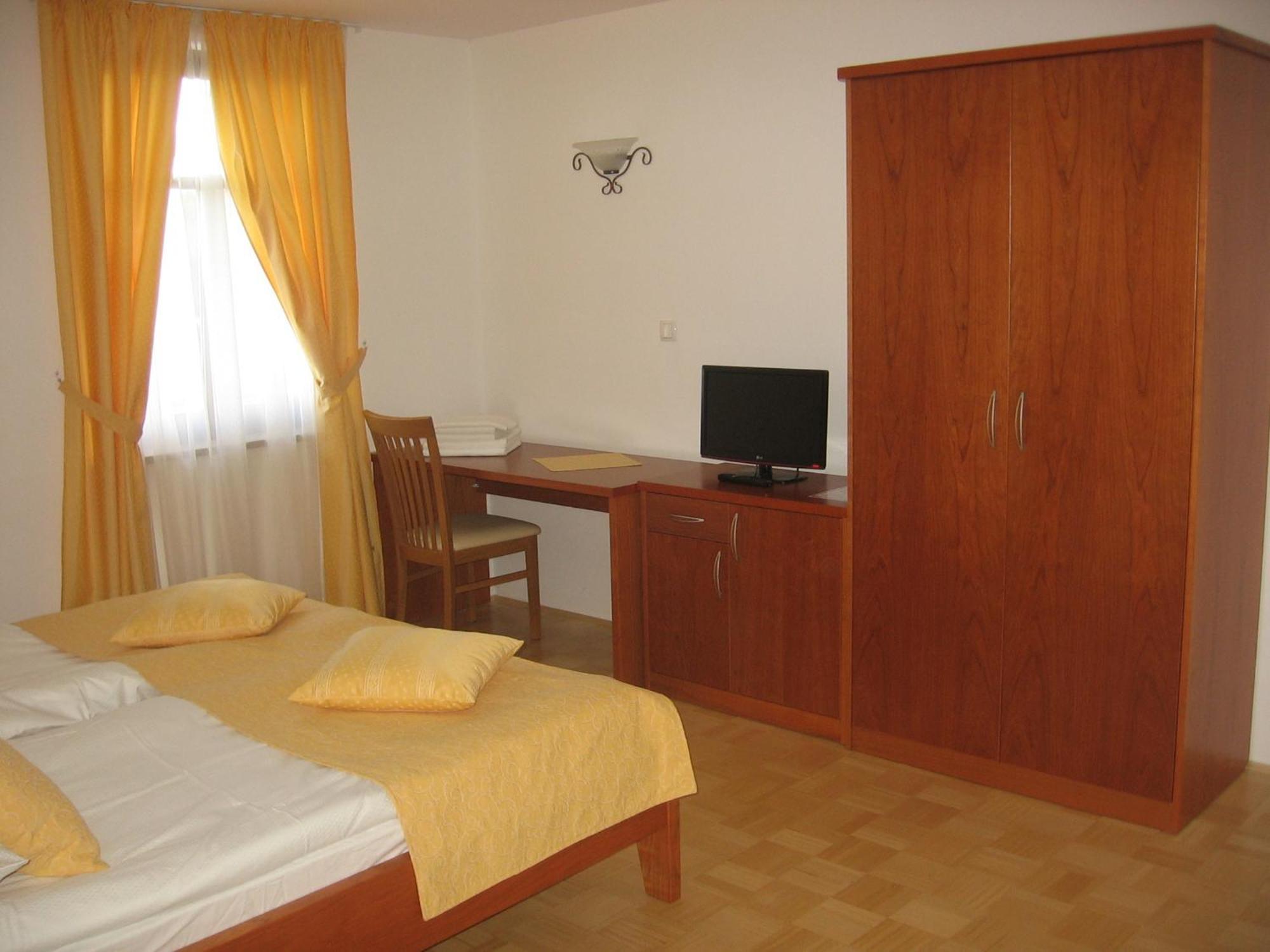 Gostilna In Prenocisce Kocjan Hotel Bizeljsko Room photo